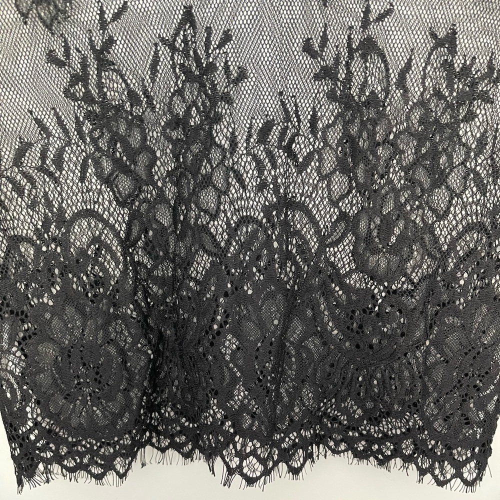 💕3/20$ NWOT Mesh and Lace Long Sleeve Top - Picture 5 of 5